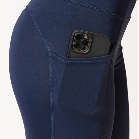 Threads for Thought Rita Pocket High Rise 7/8 Sport Legging 24" Navy, Size S - Picture 4 of 8